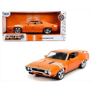ミニカー 1970 プリムス・ロードランナー コヨーテのフィギュア付き 1