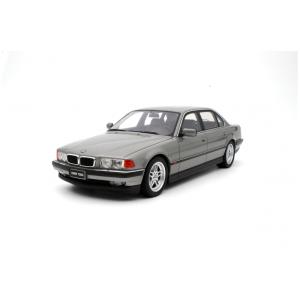 ミニカー　1/18　 007 BMW 750iL　007 トゥモロー ネバー ダイ　　007ジェーム...