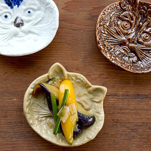 倉敷意匠計画室 猫の陽刻豆皿