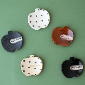 サニークラフト リンゴの箸置き信楽焼 作家のうつわ 手作り ハンドメイド sunny-craft はしおき