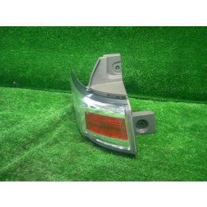 エルグランド DBA-TE52 左テールランプ ライダー 黒クロスシート 8人 GAE  26555...