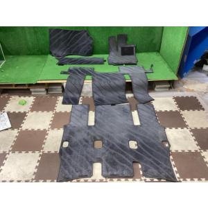 ノア DBA-ZRR70G フロアマット X スペシャルエディション 7人 070