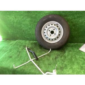 NT100クリッパー EBD-DR16T スペアタイヤキャリア DX 26U