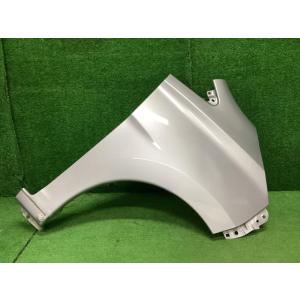 ｅＫカスタム DBA-B11W 右Fフェンダー T A31  5220J262