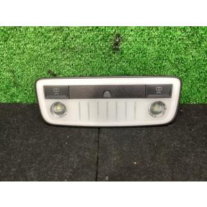 ベンツ Eクラス DBA-212247C ルームランプ E250 ブルーエフィシェンシー 650