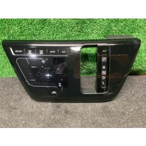 デイズ 5BA-B43W A/Cスイッチパネル X D28