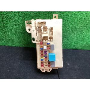 ムーヴ CBA-LA100S ヒューズボックス カスタム RS B70  82600-B2310