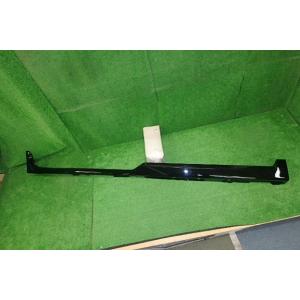 ノア DBA-ZRR80G 右サイドステップ  202 ブラック 75850-28050-C0