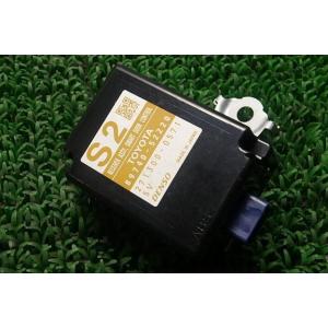 アクア DAA-NHP10 *    89740-52220 022735