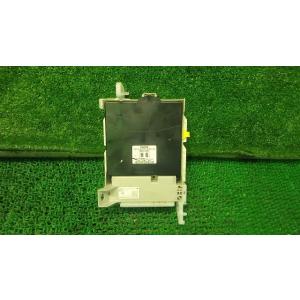 アクア DAA-NHP10 * S    ジャンクション