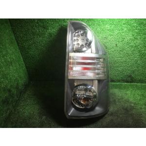 トヨタ 純正 ヴォクシー 《 ZRR70G 》 右テールランプ P70400 トヨタ 純正 ヴォクシー 《 ZRR70G 》 右テールランプ P70400