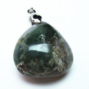 パワーストーン 天然石 ガーデンクォーツ（庭園水晶）ペンダント t175