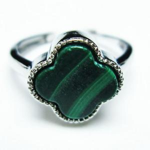 マラカイト 指輪 リング クローバー 四つ葉 malachite 孔雀石 ring