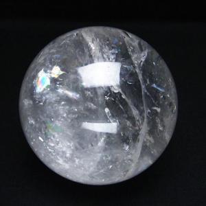 虹入り ガーデンクォーツ（庭園水晶） 丸玉 68mm t100-4674 : 誠安