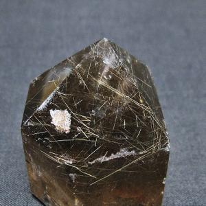 スモーキークォーツ 六角柱 煙水晶 7.1Kg 台座付属 送料無料 一点物