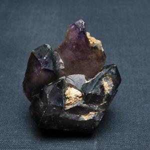 パワーストーン　天然石　原石　エルバ島産　パイライト　1,212g　No.567 4.7Kg パイライト（黄鉄鉱） 原石 パワーストーン 天然石 t768-571