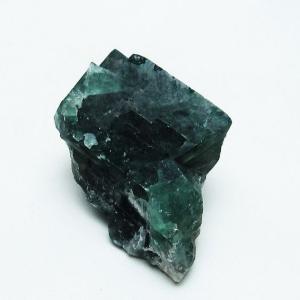 ブラック カイヤナイト 原石 一点物 171-7544 : 天然石
