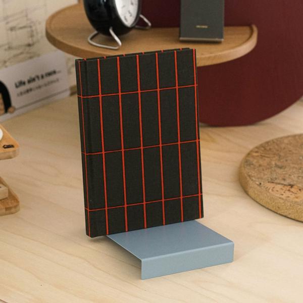 ブックエンド ブックスタンド ディスプレイスタンドブック＆ディスプレイスタンド（スチール） 本立て ...