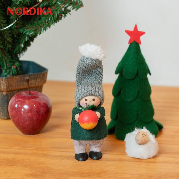【2025年新作】NORDIKA nisse ノルディカ ニッセ 人形 リンゴを持った男の子 Nor...