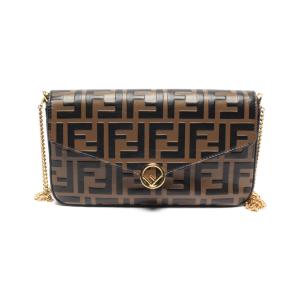 美品 フェンディ チェーンウォレット ズッカ 8BS032AAFMF13VK レディース FENDI 中古｜hugall