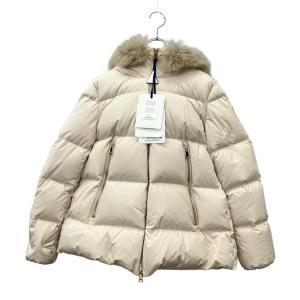 美品 モンクレール ダウンジャケット 24AW ファー タグ付き インポート やぎ LAICHEFUR GIUBBOTTO J20931A00174 54AQE レディース SIZE 1 (S) MONCLER 中古