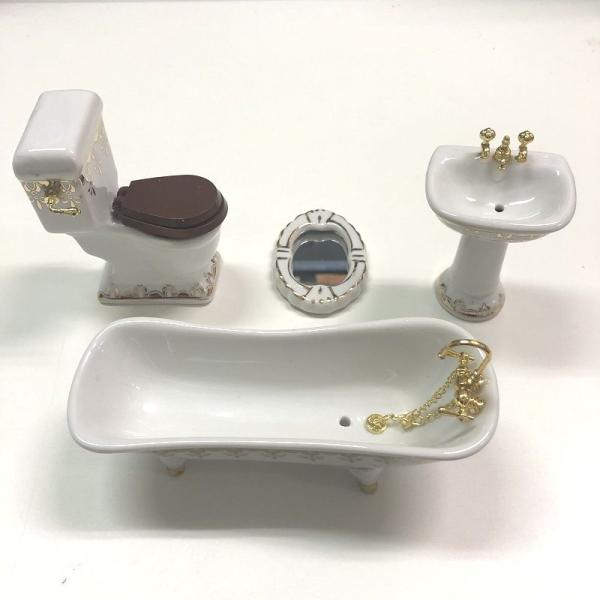 ミニチュア 雑貨  陶磁器 バスルームセット バスタブ トイレ 洗面 ドールハウス キット  家具 ...
