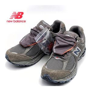 ニューバランス M2002RVA 26cm ワイズ:D New Balance メンズ スニーカー グレー/GRAY M2002R ヴィンテージ加工 ミニバッグ｜hw-shop