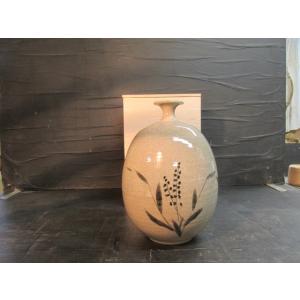加藤舜陶 灰釉 彫文 壷 花瓶 花器 花入 花生 共箱 陶器 陶芸 作家