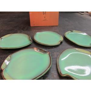 加藤舜陶 灰釉 彫文 壷 花瓶 花器 花入 花生 共箱 陶器 陶芸 作家