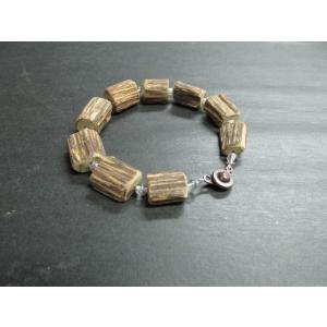 沈香円柱水晶ブレスレット：a　沈香ブレスレット　沈香アクセサリー　香木ブレスレット　芳しい香り　工芸　作家　重さ１１ｇ