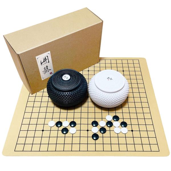 囲碁 セット （ 碁笥 碁石 囲碁盤 ） プラスチック製碁笥 メラミン樹脂製碁石 厚み約6mm スペ...