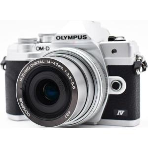 Canon EOS Kiss M ダブルズームキット【中古】 : ワットマン Yahoo