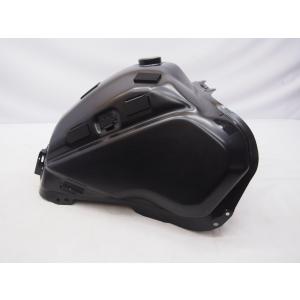 カワサキ（Kawasaki） W800 タンク 濃緑M 純正 中古 バイク 部品