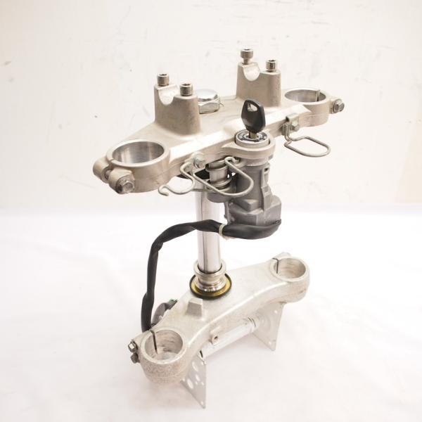 Vストローム650 ABS JS1B1112100125 外し純正ステム トップブリッジ メインキー...