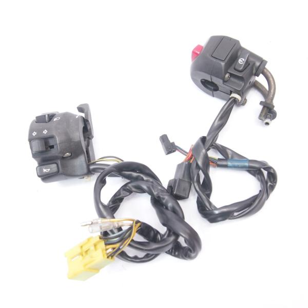 GSX-R1000純正ハンドルスイッチ左右 割れなし01-02年モデル 01年外し GT74A