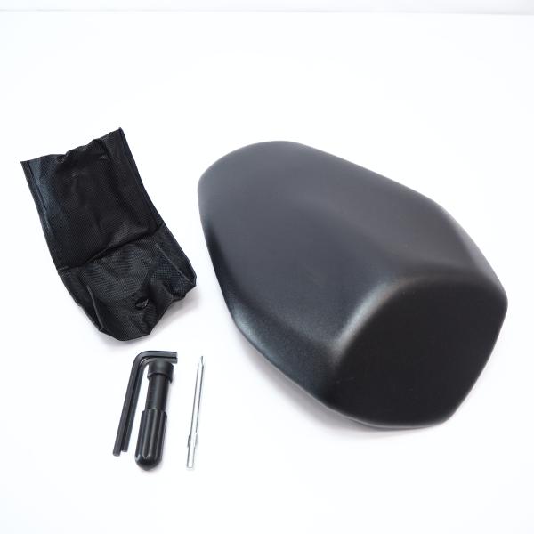 ZX-25R ZX250E 純正タンデムシート 車載工具付き リアシート ピリオンシート 破れ無し ...
