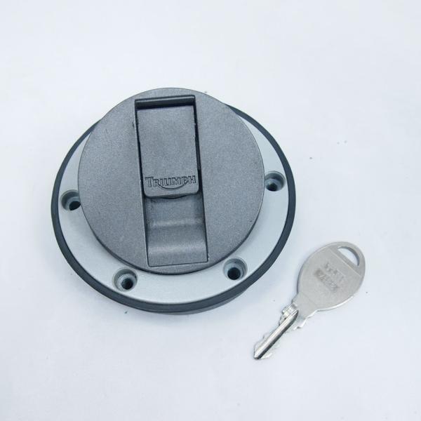 トライアンフ純正タンクキャップ デイトナ675スピードトリプル1050 Tiger 1200タイガー...