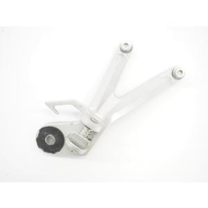 ヒョースンHYOSUNG.GT250R純正タンデムステップホルダー左交換に破損無し