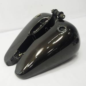ハーレー　ショベル　燃料タンク FLHショベル純正 燃料タンク左右 割れなし ガソリン フューエル 1200
