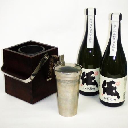 店長オススメ・ストレート燗で旨い芋焼酎『伝』×2本と『ミニかんすけ』セット