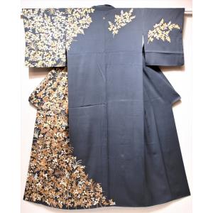 fu3215 アンティーク振袖 薄緑の地色 レトロで大正ロマンの雰囲気