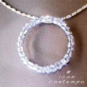 PT ダイヤモンド ペンダント 鑑別書付き 2ct-up サークル 大きな水紋 ロングバゲット ブロ...