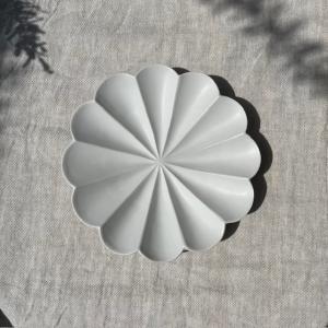 臼杵焼 USUKIYAKI 輪花オーバル長皿 ホワイト USUKIYAKI研究所