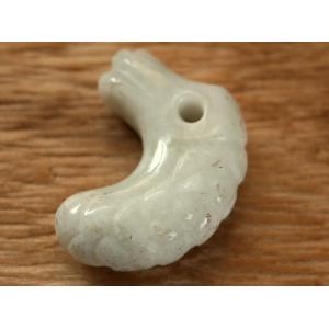 鑑別書付】ミャンマー氷種翡翠（アイスジェダイト）勾玉33mm（f40