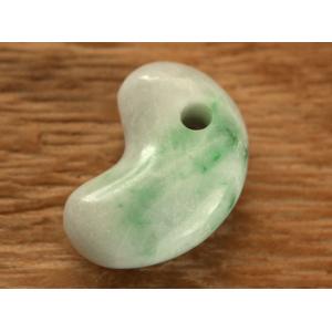 糸魚川翡翠 小滝産 33mm 勾玉 ブルー ディレクトリーカード付 16.19g