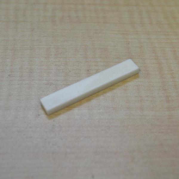 Birdland マーチンサイズ 水牛骨ナット 漂白 56×6×11