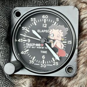 M.R.M.W. モントルロロイ コックピットクロック Betty ベティ 正規品 1年保証 Betty Boop Cockpit Clock BettyBoopCockpitClock｜ikkodo-online