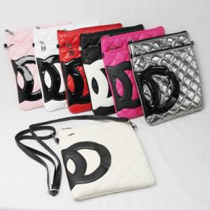 ポシェット キルティング  大きめ 薄い 軽量 カラー豊富