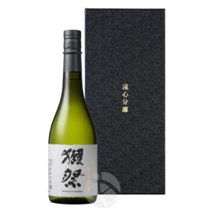 獺祭 純米大吟醸 遠心分離 磨き二割三分 720ml 化粧箱入り だっさい 23 旭酒造