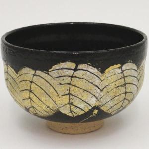 茶道具 抹茶茶碗 唐津焼 黒 金銀蔦 武村利左衛門作 唐津焼き